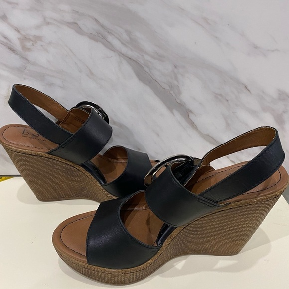 B.O.C Born Concept Alondra Women's Black Leather Wedge Sandals Size 7 - Picture 2 of 16